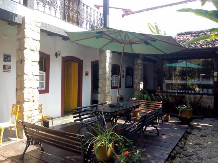 Pousada Solar Do Algarve Em Paraty Ha 5 Minutos Do Centro Historico Exterior foto